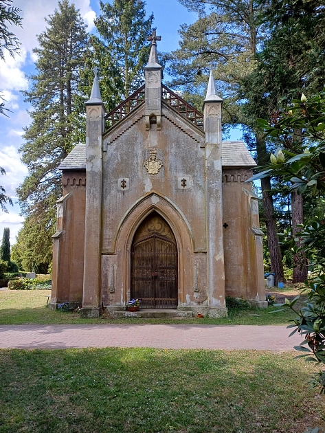 2025-11-20 Pentzsche Grabkapelle