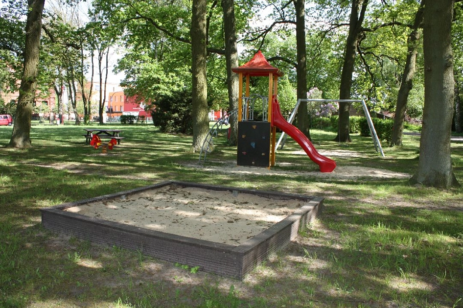 Spielplatz im Crysanderpark (Lübtheen)&nbsp;&copy;&nbsp;Stadt Lübtheen